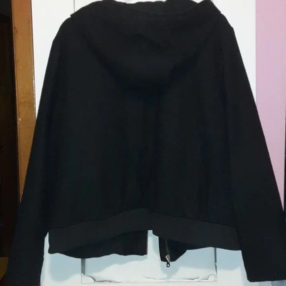 Wool Coat - Picture 6 of 9